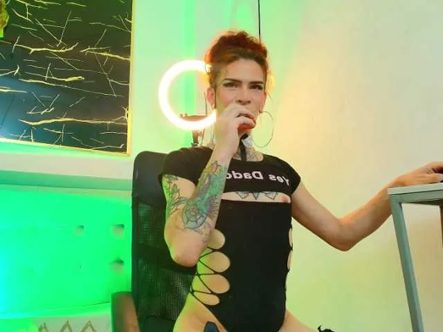 Live sex webcam photo for Bellasalvatore #292350889