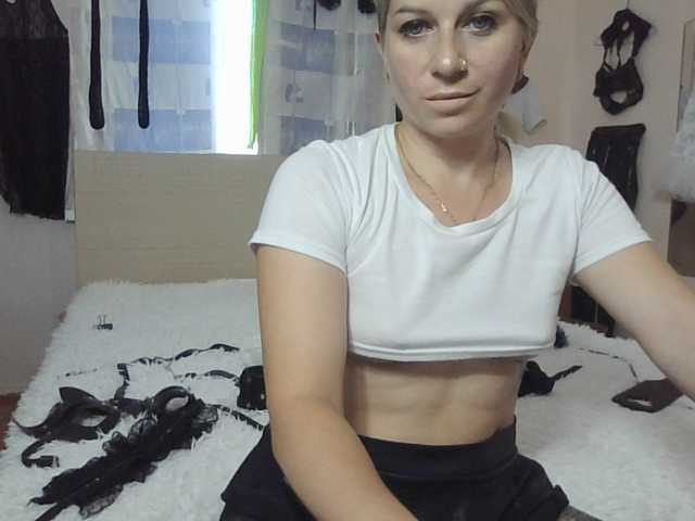 Live sex webcam photo for Bellastrong123 #276071208