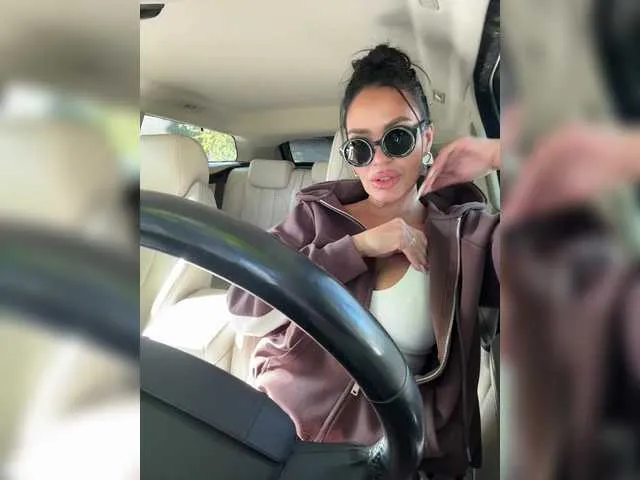 Live sex webcam photo for Beloved #291886362