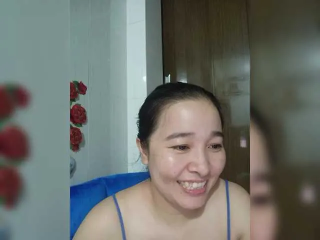 Live sex webcam photo for Benahot69 #287894688