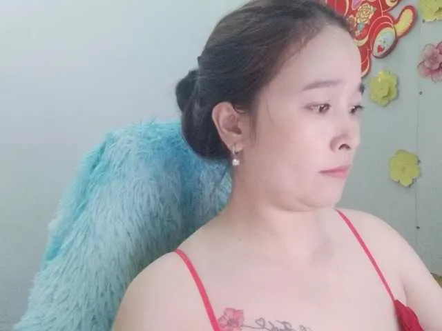 Live sex webcam photo for Benahot69 #290334752