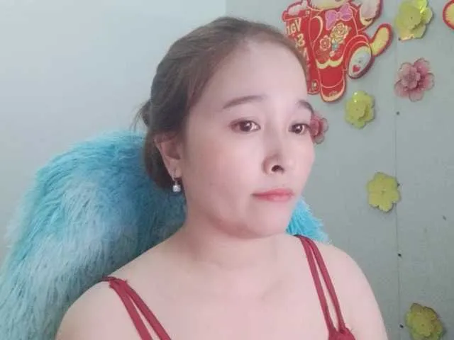 Live sex webcam photo for Benahot69 #290340080