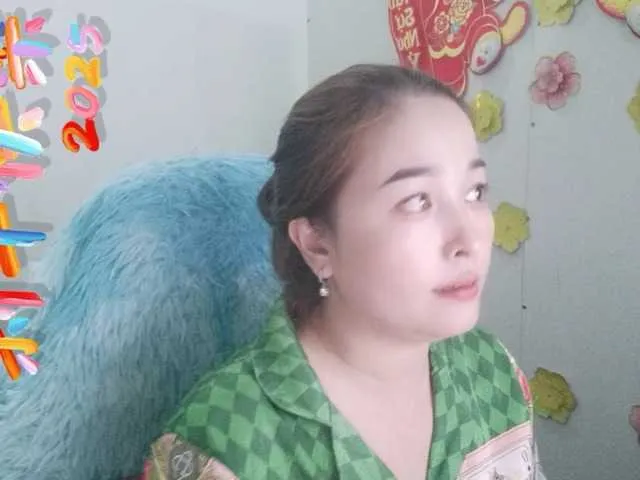 Live sex webcam photo for Benahot69 #290518324