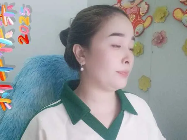 Live sex webcam photo for Benahot69 #290666890
