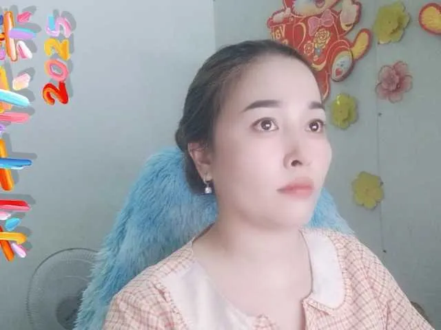 Live sex webcam photo for Benahot69 #290688826