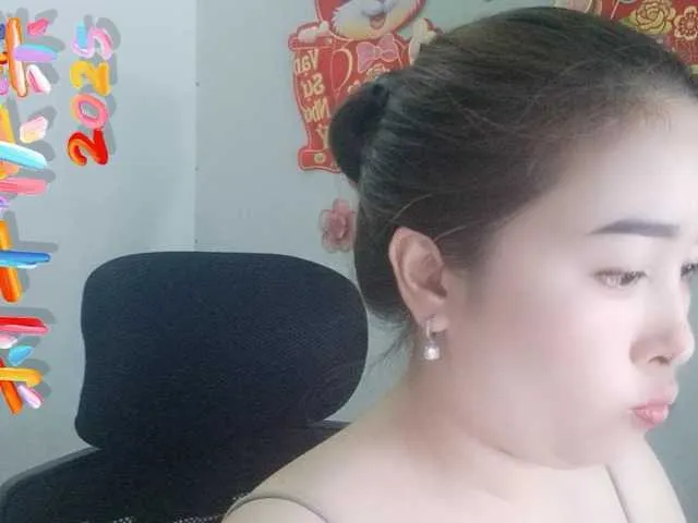Live sex webcam photo for Benahot69 #290798870
