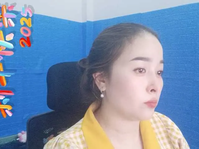 Live sex webcam photo for Benahot69 #290888514
