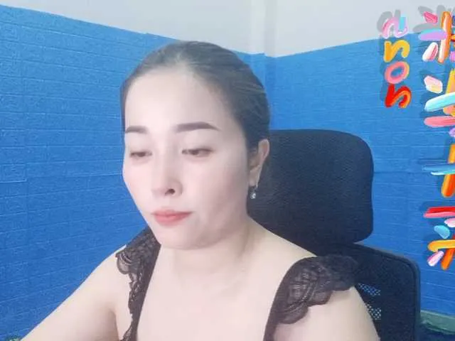 Live sex webcam photo for Benahot69 #290970439