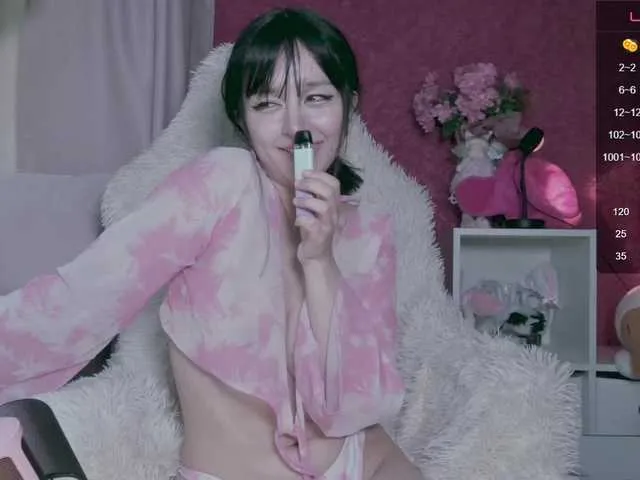 Live sex webcam photo for BerryBae #291423725