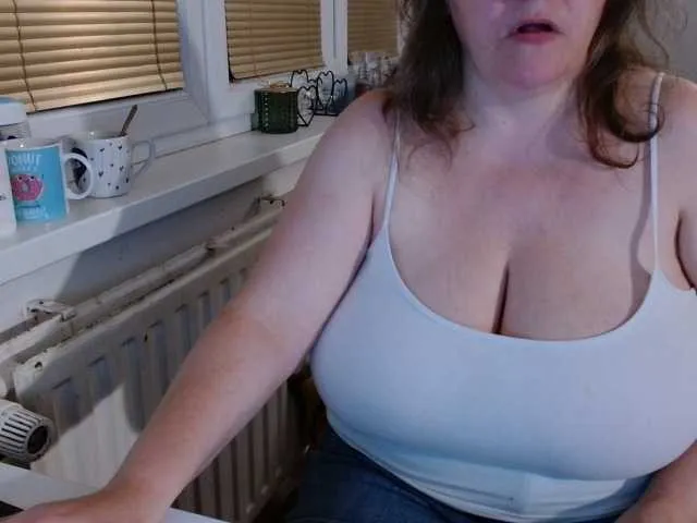 Live sex webcam photo for Bessy123 #276662125