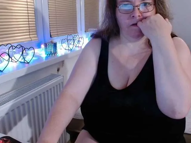 Live sex webcam photo for Bessy123 #276718848