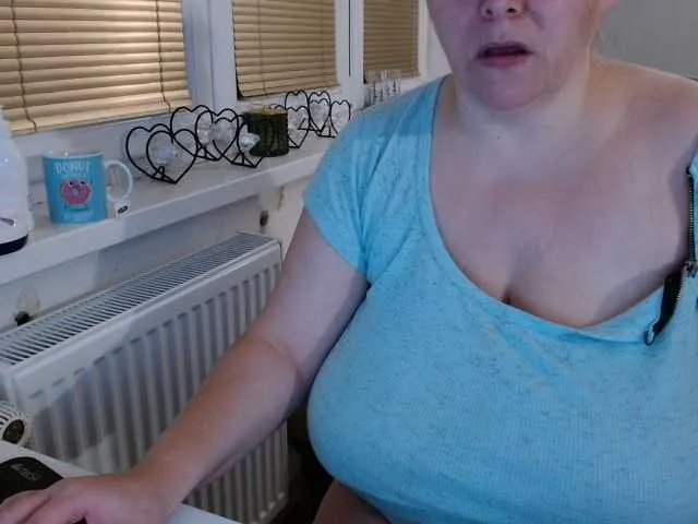 Live sex webcam photo for Bessy123 #276829745