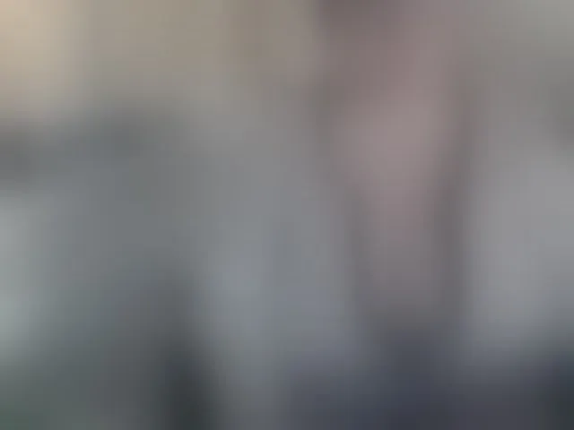 Live sex webcam photo for Bessy123 #293537895