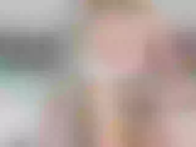 Live sex webcam photo for Besttpussyyy #291167371