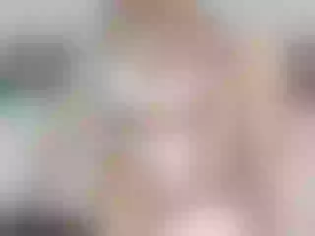 Live sex webcam photo for Besttpussyyy #291177568
