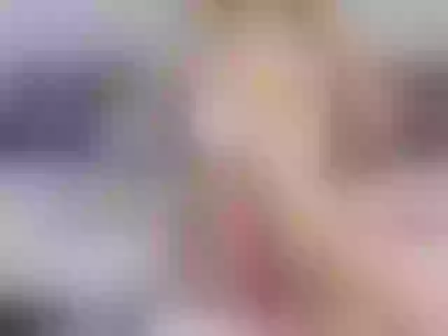 Live sex webcam photo for Besttpussyyy #291259216