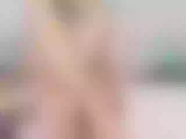 Live sex webcam photo for Besttpussyyy #291307451