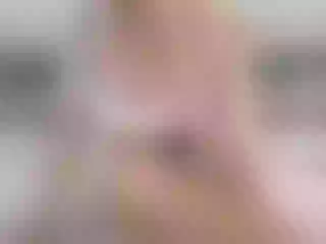 Live sex webcam photo for Besttpussyyy #291803052