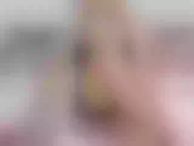 Live sex webcam photo for Besttpussyyy #291822544