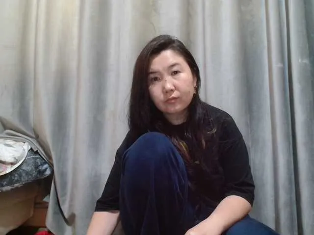 Live sex webcam photo for Bet-Lu #290949937