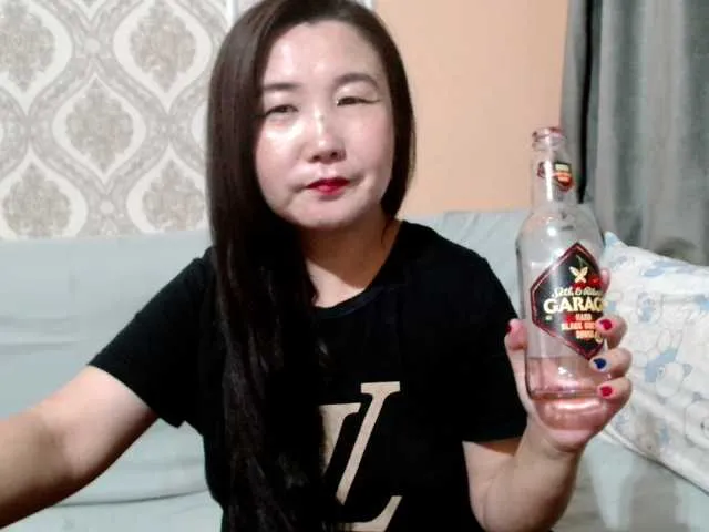 Live sex webcam photo for Bet-Lu #291313618