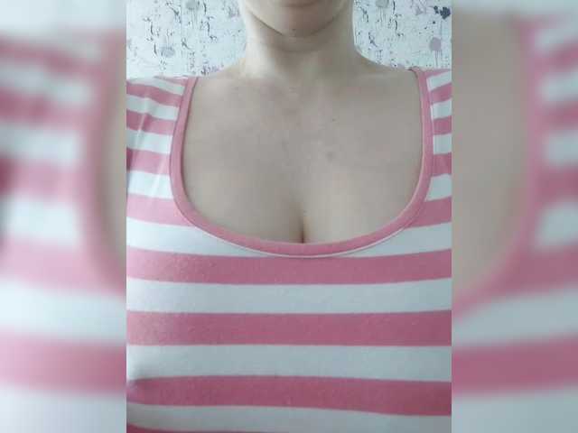 Live sex webcam photo for Bette-Rossi #290689718