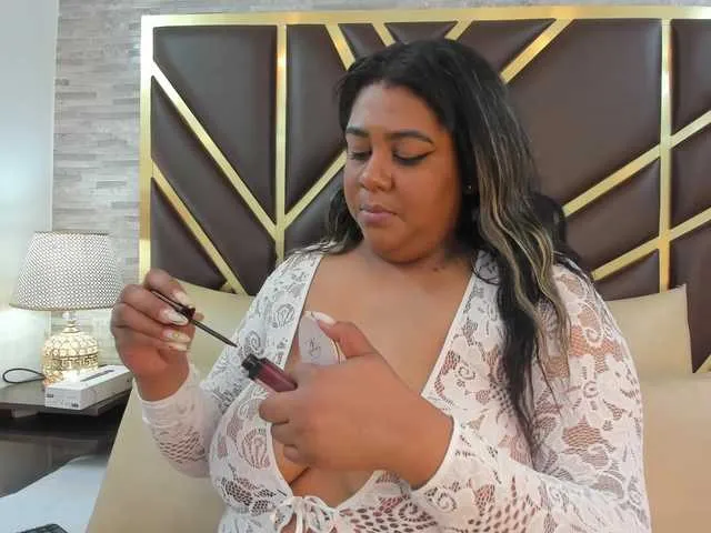 Live sex webcam photo for BiancaFollerach #290943685