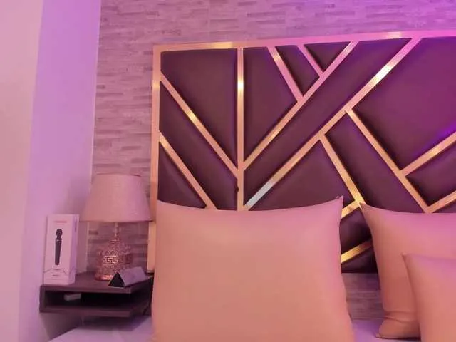 Live sex webcam photo for BiancaFollerach #291452879