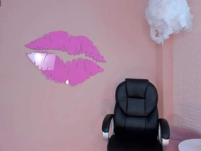 Live sex webcam photo for BiancaPierce #288058423