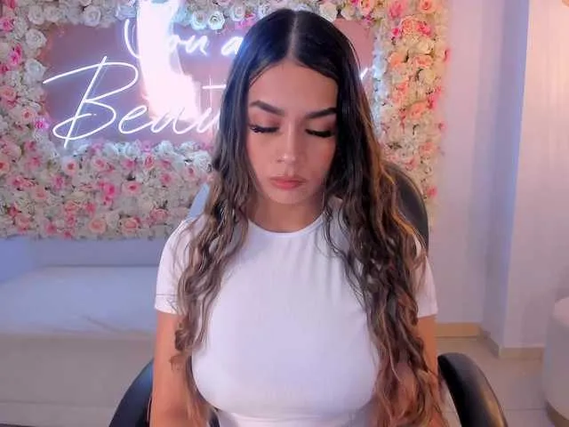 Live sex webcam photo for BiancaPierce #290743631
