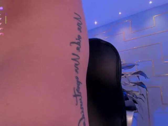Live sex webcam photo for BiancaPierce #291273547