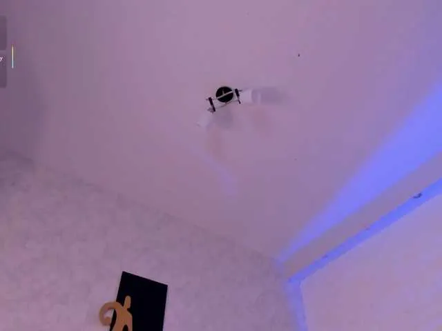 Live sex webcam photo for BiancaPierce #291624267