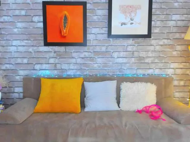 Live sex webcam photo for Bianka-strip #277365180