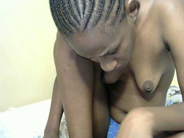 Live sex webcam photo for Biankkahot #275491050