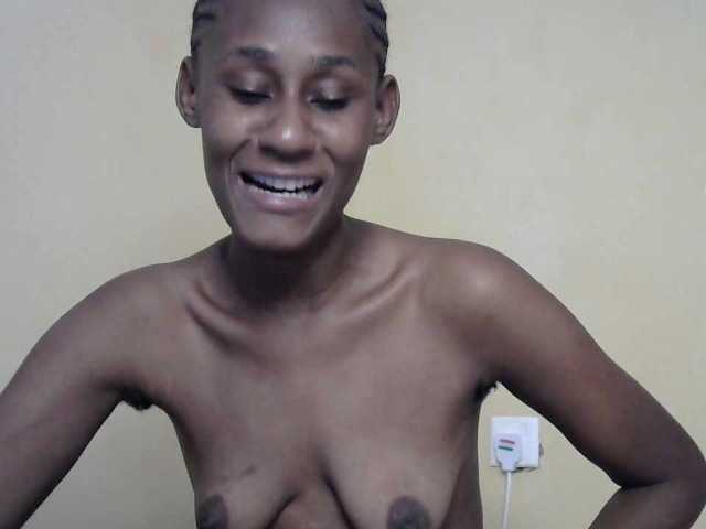 Live sex webcam photo for Biankkahot #275515732