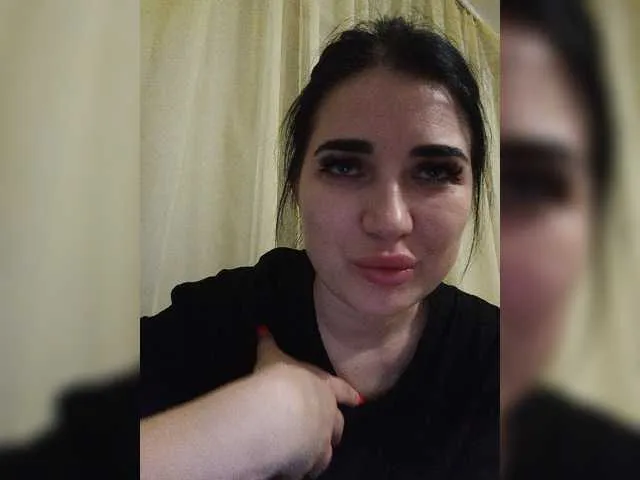 Live sex webcam photo for Bibet3636 #277692193