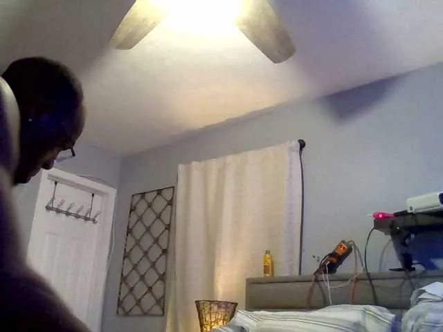 Live sex webcam photo for Bicouple888 #272764054