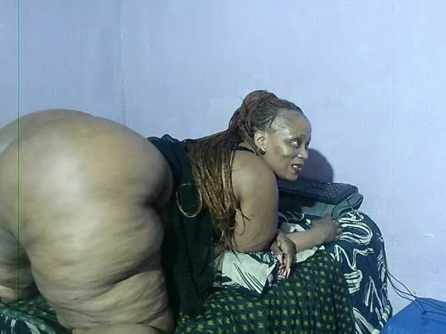 Live sex webcam photo for Big-Ass-Wilma #290909138