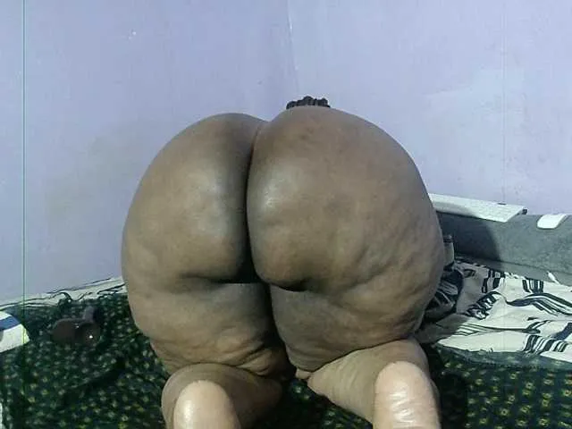 Live sex webcam photo for Big-Ass-Wilma #291037945