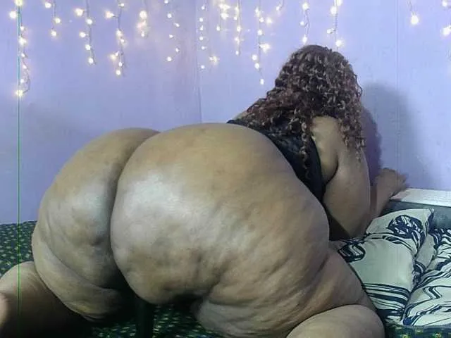 Live sex webcam photo for Big-Ass-Wilma #291144557