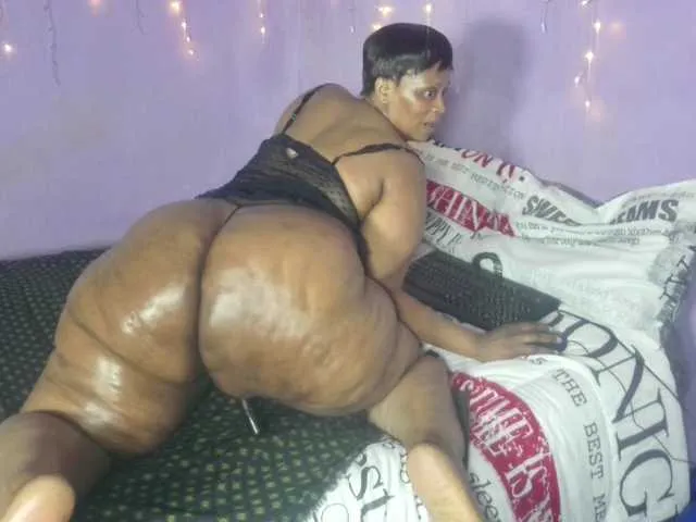 Live sex webcam photo for Big-Ass-Wilma #291917883