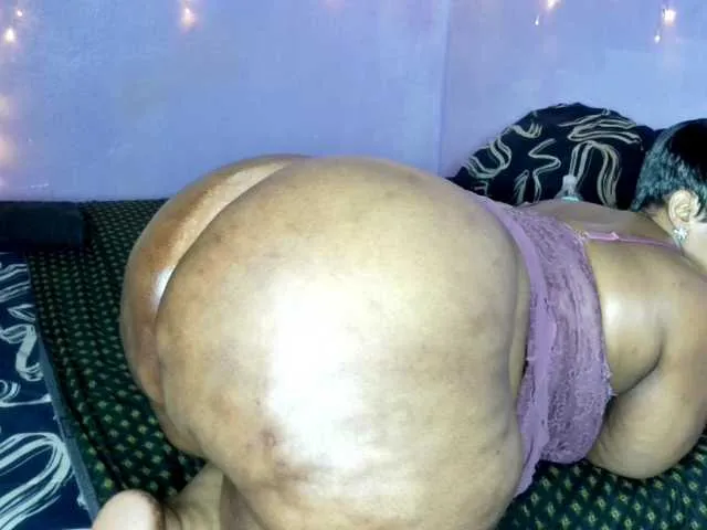 Live sex webcam photo for Big-Ass-Wilma #292312584