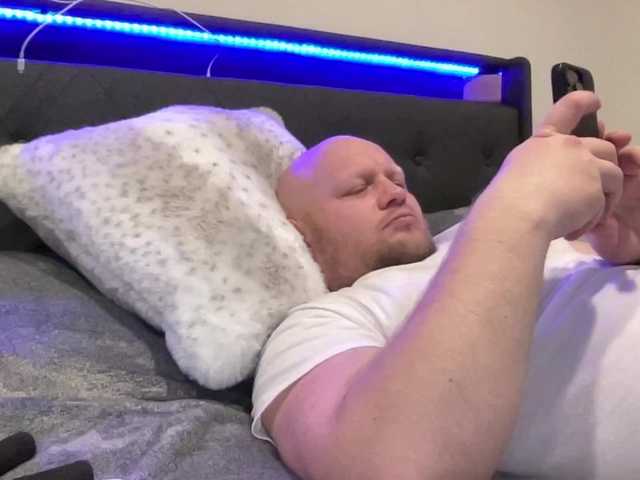 Live sex webcam photo for Big-Ninja #277007146