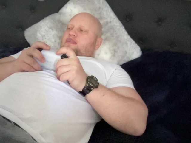 Live sex webcam photo for Big-Ninja #277724959