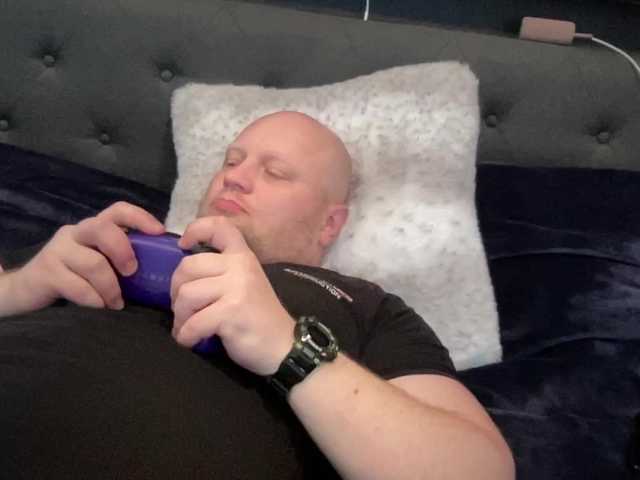 Live sex webcam photo for Big-Ninja #277731586