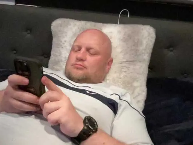 Live sex webcam photo for Big-Ninja #277827629