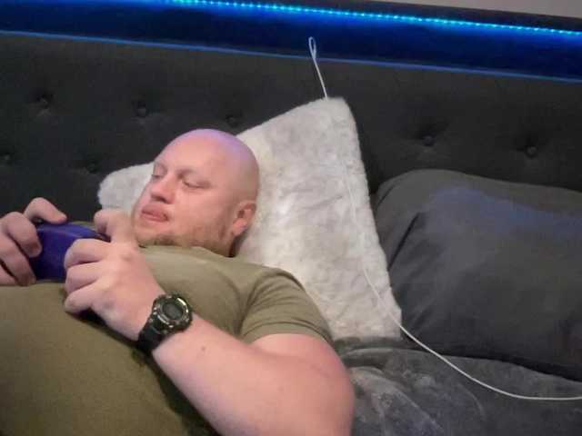 Live sex webcam photo for Big-Ninja #278014371