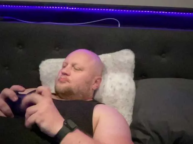 Live sex webcam photo for Big-Ninja #278091418