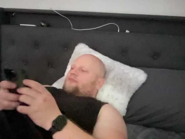 Live sex webcam photo for Big-Ninja #278197051