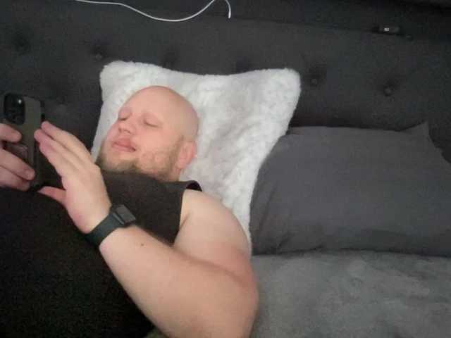 Live sex webcam photo for Big-Ninja #278259373